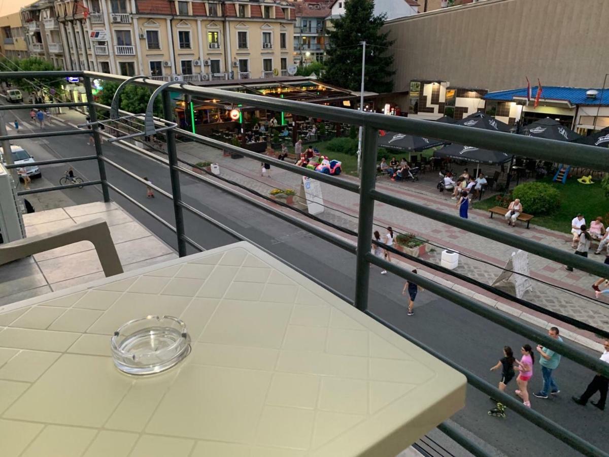 La Apartamento Centroom Jagodina Exterior photo